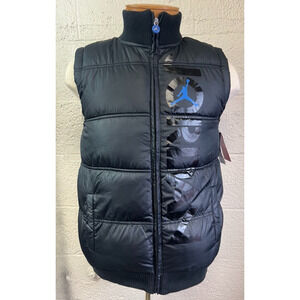 NWT Boys JORDAN Puffer Vest Black Vtg Nike Jumpman Zip Size Large 12-13